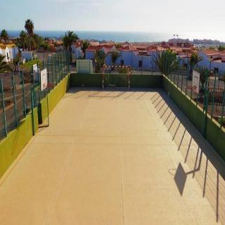 Apartamentos Castillo Beach كاليتا ذي فوستي المظهر الخارجي الصورة